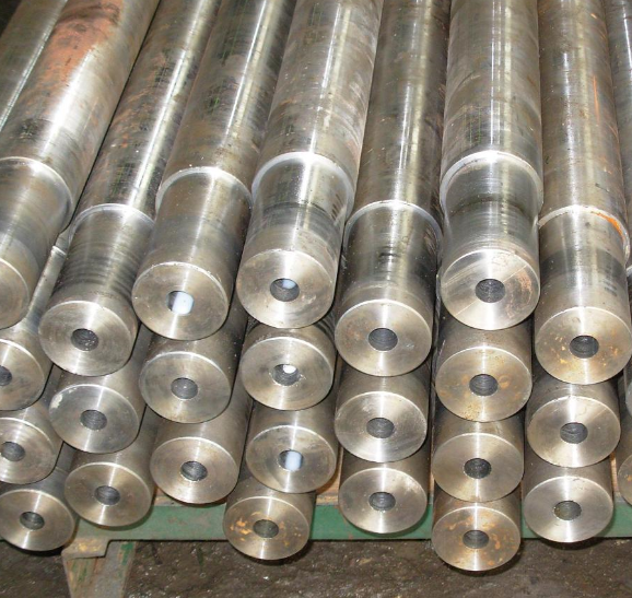 如何在鉆孔加工中降低孔的偏斜度